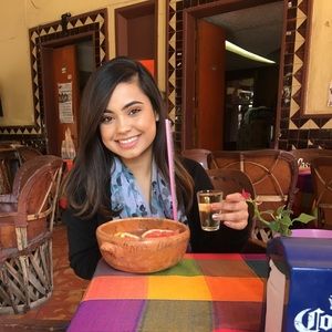 Meet your Posher, Carina